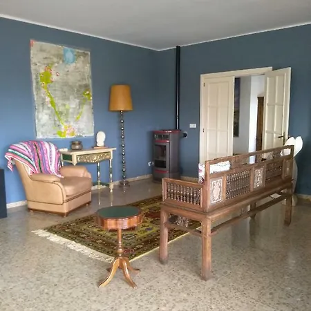 Casa Lloch * Bell-Lloc (Girona)